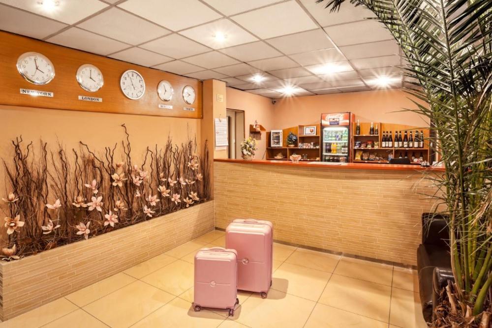 Hotel Gol Garni Оломоуц Экстерьер фото