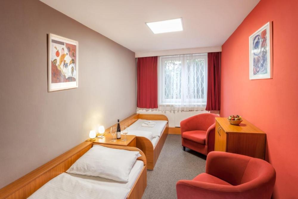 Hotel Gol Garni Оломоуц Экстерьер фото